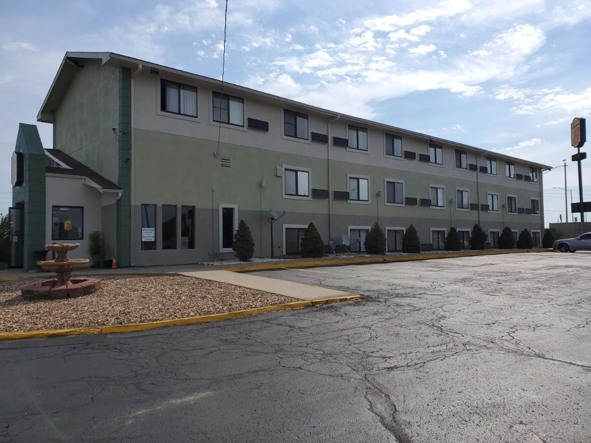 Super 8 By Wyndham Kansas City At Barry Road/Airport Extérieur photo