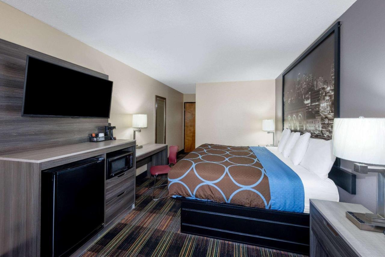 Super 8 By Wyndham Kansas City At Barry Road/Airport Extérieur photo