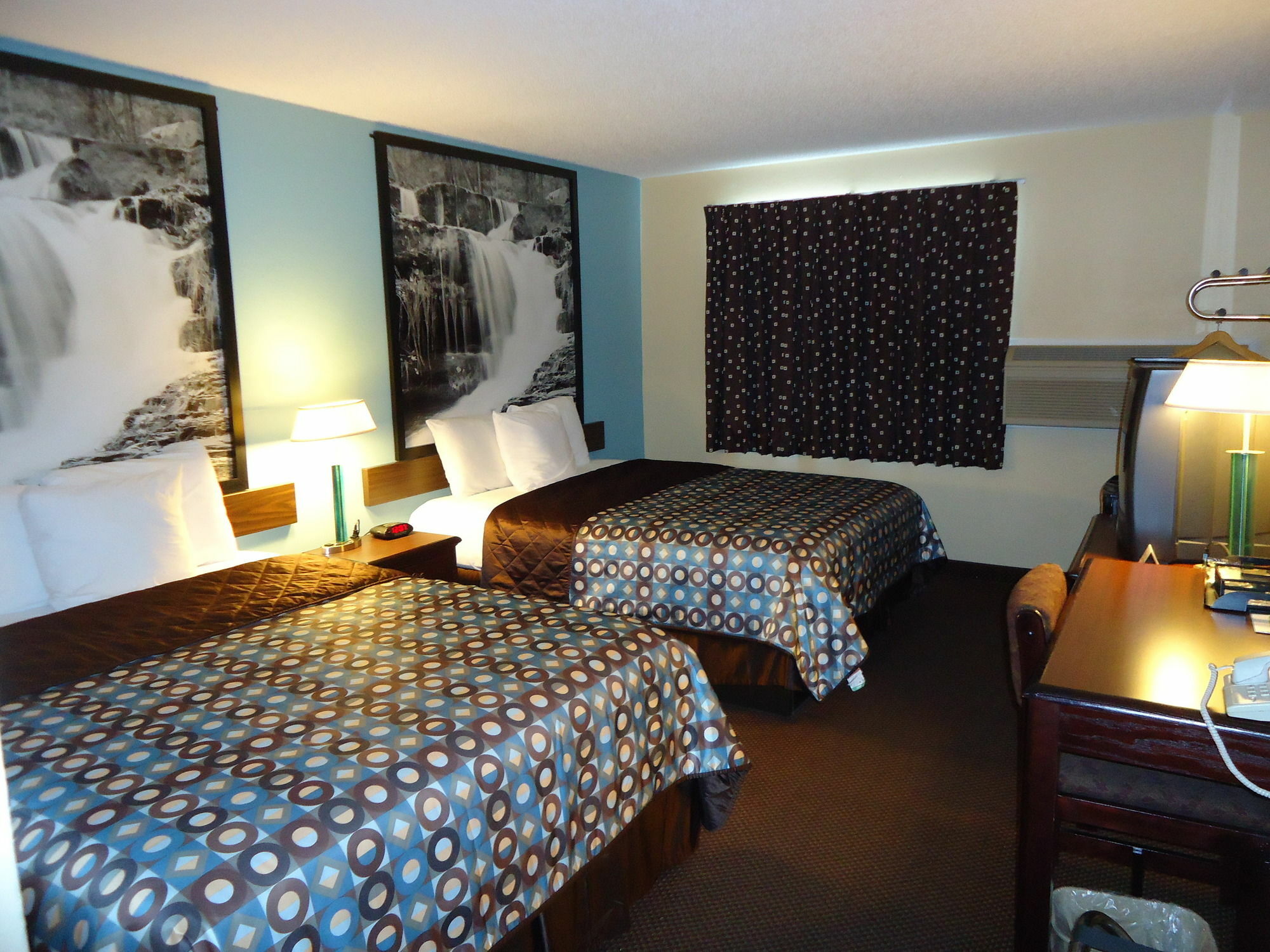 Super 8 By Wyndham Kansas City At Barry Road/Airport Extérieur photo